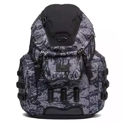 BRAND NEW Oakley Kitchen Sink Backpack - TIGER MOUNTAIN CAMO • £169.99