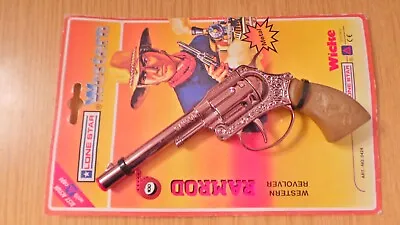 BH855: Lone Star Wicke Ramrod Cowboy Western Revolver - Childs Toy No 0424 • £15