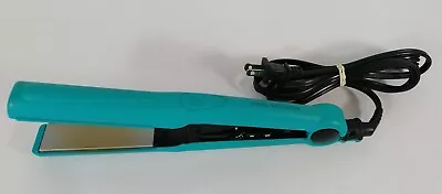 Vidal Sassoon Flat Straightening Iron Adjustable Heat 1 Inch Hair Straightener   • $14.99