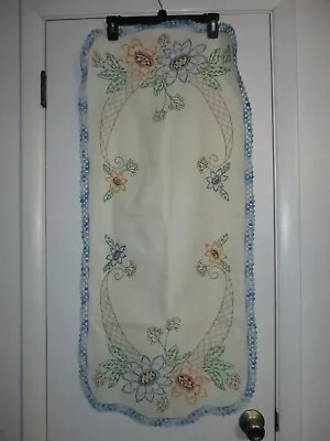 Vintage Needlepoint Floral Linen Table Runner/Dresser Scarf-- 19  X 40  • $10.99