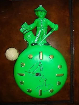 Vintage MARTINI 19th Hole GOLFER With CLUBS MOLDED CLOCK Wall DISPLAY • $39