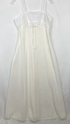 $11.99 • Buy Vintage Lingerie S Val Mode White & Cream Slip Nightgown USA READ #23E