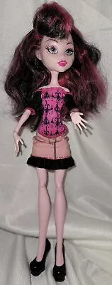 Draculara Monster High Doll Scaris City Of Frights Mattel Missing Earring 2008 • $20