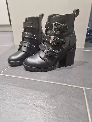 Miss KG Kurt Geiger Black Buckle Detail Boots Heels • £15