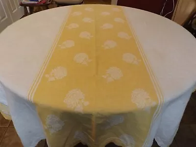 VINTAGE 60s 70s TABLECLOTH Yellow Damask Floral Mums 56X60  • $15.99