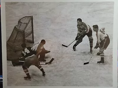 1942 New York Rangers Vs Brooklyn Americans Wire/Press Action PHOTO Vtg Hockey • $594.15