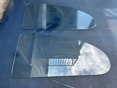 $60 • Buy Volkswagen Beetle Bug  ARM-R-CLAD  Pop-out Side Windows (1970) DOT 35 AS2 M66