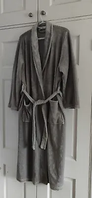 'Very' Supersoft Velour Long Light Grey Silver Dressing-gown Size M Exc Cond • £11.99