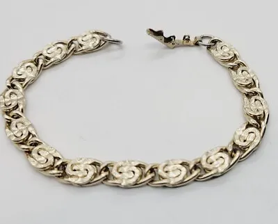 Sarah Coventry Gold Tone Snail Link Bracelet 7 In • $11.69