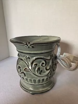 £11.88 • Buy Yankee Candle Co Electric Wax Warmer Sage Green Colored Embossed Tart Burner