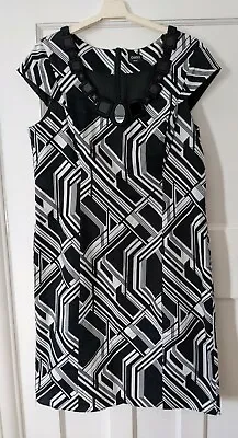 Oasis Monochrome Black White Cotton Wiggle Pencil Dress Size 16 VGC Collar Detai • £5.20