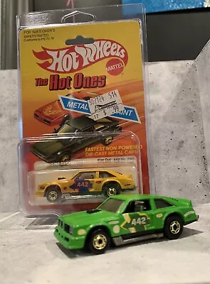 HOT WHEELS VINTAGE HOT ONES 1983 FLAT OUT 442 GOLD 2506 + Loose HTF Green • $49.99