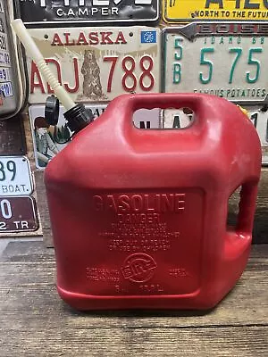 Vintage BLITZ 5 Gallon 18.9 L Vented Red Plastic Gas Can With Spout # 11833 • $29.99