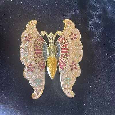 AUTHENTIC VINTAGE FISH AND CROWN GOLD TONE Gold Red COLOUR BUTTERFLY PIN BROOCH  • $9.99