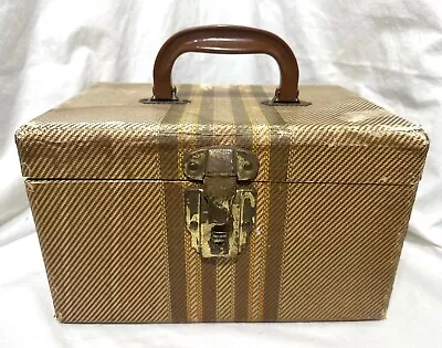 Vintage Houndstooth Luggage Train Case Bakelite Handle • $7.50
