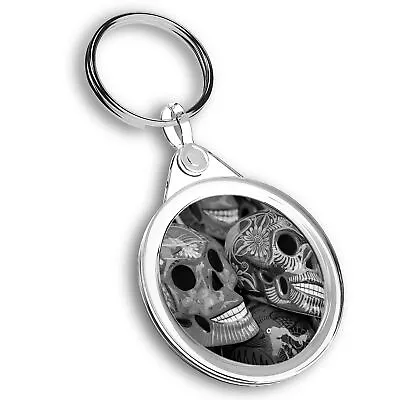 Keyring Circle - BW - Mexican Sugar Skulls Day Of The Dead  #43213 • £4.99