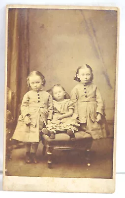 Well Dressed Victorian Siblings 1 X CDV Card 1880-1900's • £2.20