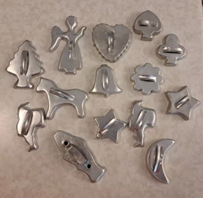$15.99 • Buy Vintage Lot Of 14 Metal Aluminum Misc & Christmas Handled Cookie Cutters 