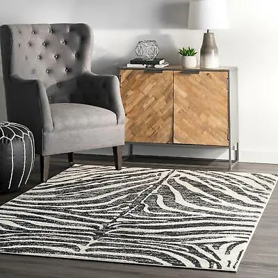 NuLOOM Royal Contemporary Zebra Stripes Area Rug In Black Modern/Contemporary • $71.43