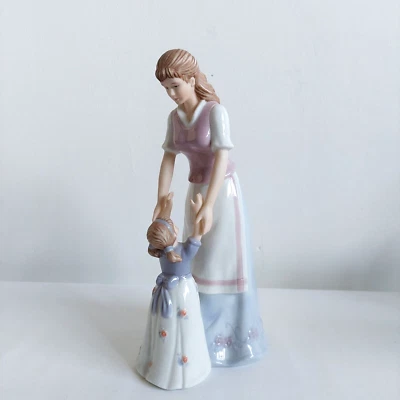 £17.99 • Buy The Regal Collection P080 Mother's Love,  Mother And Little Girl