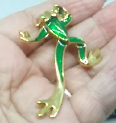 Vtg Frog Brooch Pin Leaping Jumping Green Enamel Textured Gold Tone Figural • $9.99