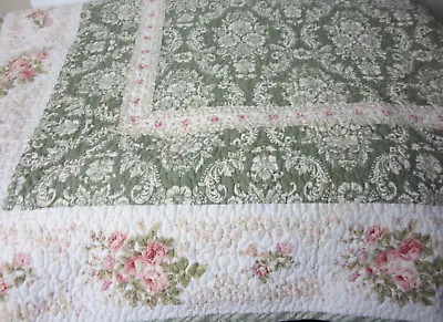 Laura Ashley Queen Size Floral/Stripe Bordered Quilt • $52.99