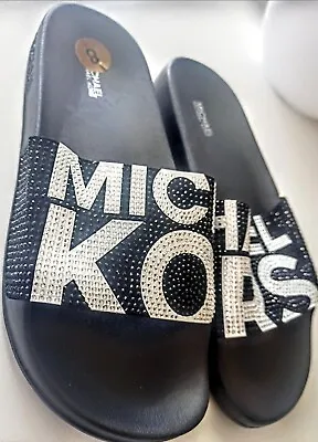 Michael Kors Slides Black White Women's Sz 8 Pool Beach Travel Bling Slippers • $40.05