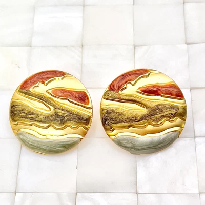 $3.99 • Buy Multicolor Enamel Swirl Matte Gold Tone Circle Earrings The Vintage Strand #9746