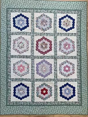 Vintage 1930s- Handmade Grandmothers Flower Garden Quilt Grannycore Cottagecore  • $100