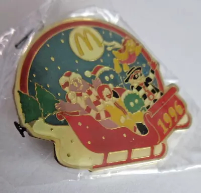 McDonald's -  1996 Christmas Pin - Excellent Condition • $4.49