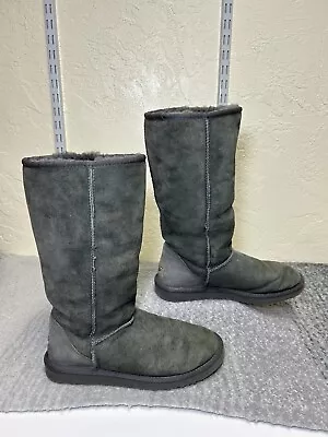 Size 9 ~ Women’s Boots UGG Australia Classic Tall 5815 Gray Leather Sheepskin • £11.82