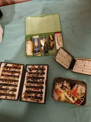Collection Of Vintage Fly Tins With Flys And Some Lures • $50.51