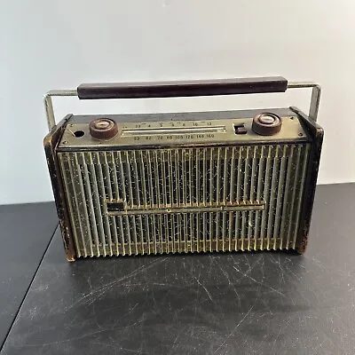 JVC NIVICO TRANSISTOR TWO BAND  RADIO MODEL TH-277OS 1961 MFG (untested/4 Parts) • $190