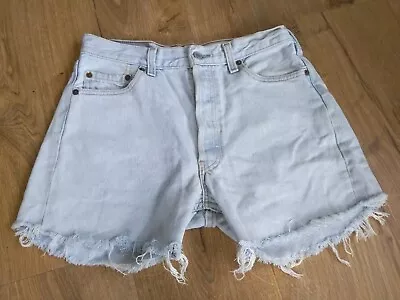 (A6) Levi's 501 Waist 30 Denim Shorts • £1.99