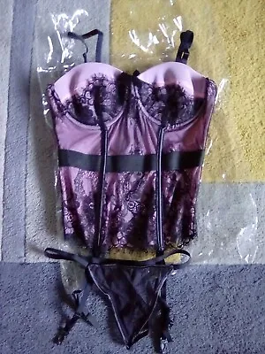 Bnwt Black And Purple Boned Basque  Suspenders And Thong Size Small (uk 8) • £7.75