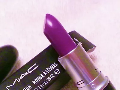 MAC Heroine Lipstick~LE 2012 REEL SEXY LAUNCH~NIB~AUTH.~RARE~ORIGINAL FORMULA! • $26.99