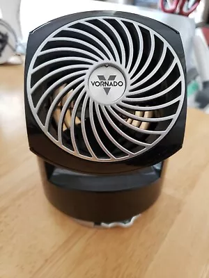 Vornado Personal Oscillating Air Circulator Fan - SPLIT SHIPPING • $15