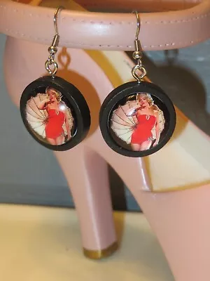 Marilyn Monroe Glass Cabochon Dangle Earrings Red Swimsuit & Umbrella Wood Base • $7.99