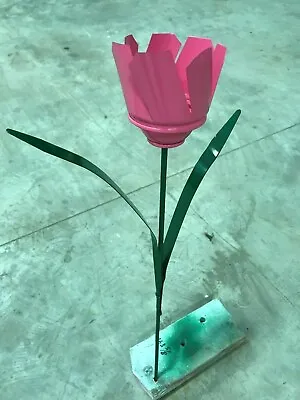 All Recycled Metal Flower Pink Tulip Garden Stake Yard Art Lawn Ornament 22 Tall • $7.85