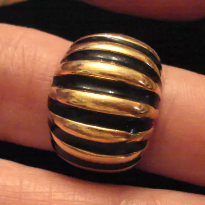 Bold Shrimp Ring Size 6.5 Statement Cocktail Modern Art Deco Black & Gold Plated • $21.95