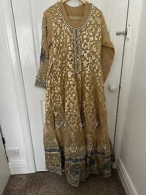 Pakistani Designer Wedding/partywear Dress Long Maxi Embroidered Organza S/M • £32