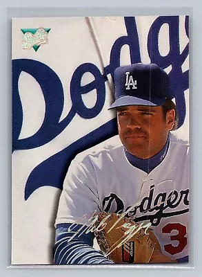 1993 Studio - Mike Piazza - #201 - Los Angeles Dodgers • $1.49