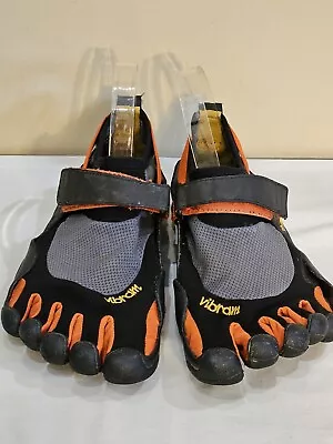 Vibram Fivefingers Mens 40 (8-8.5 US) Black Running Water Shoes Outdoor  • $19.99