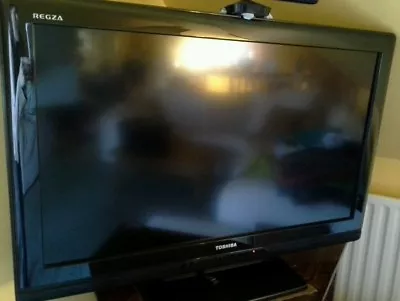 £95 • Buy Toshiba Regza 32AV605D 32  HD LCD Television