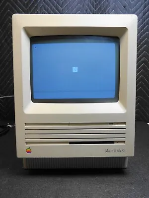 Vintage Apple Macintosh SE M5011 Computer - Powers On And Posts • $149.95