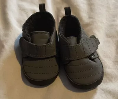 Pram Shoes 12-18 Months • £0.99