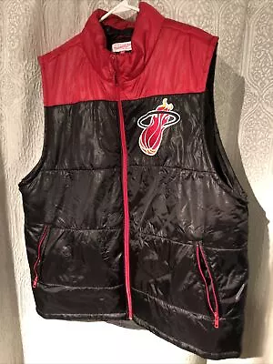 🌟🌟🌟Miami Heat Mitchell & Ness Zipper Puff Vest NBA Hardwood Classics Size 3xl • $40.18