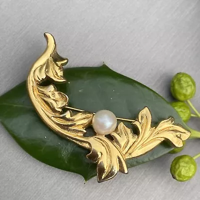 Mermaid-Core Vintage Branch Scrolls Brooch Pearl Gold Plated 2.25 X1 • $25