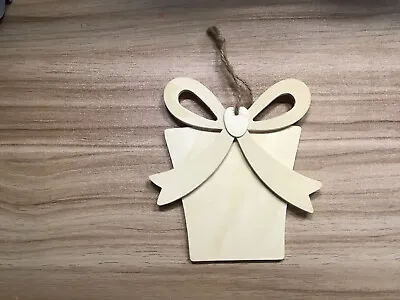 Christmas - 1 X Wooden Present Decoration On Natural Twine Approx 13cm X 14cm • £1.75