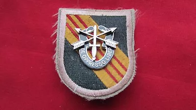 VIETNAM WAR BERET PATCH+ Pin/Badge  US 5th SF Grp  MACV SOG (75A) • $19.99